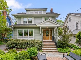 16 Oakview Ave, Maplewood Twp., NJ 07040