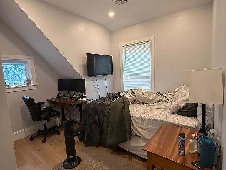 51 Fairbanks St #3L — Photo 6