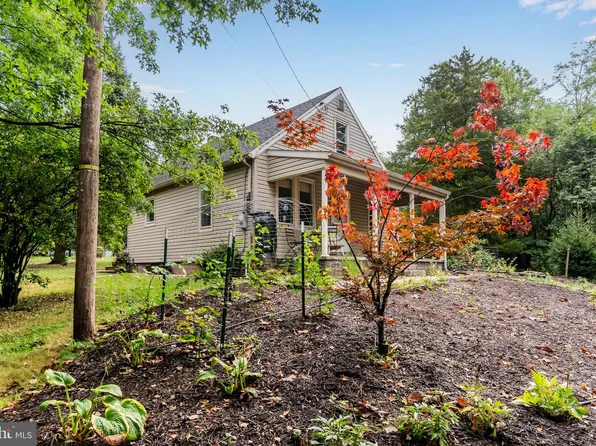 553 Green Spring Rd, York, PA 17403