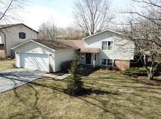 1172 N Old Bridge Rd, Palatine, IL 60067