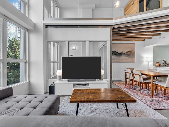 3rd image of 1238 Seymour St #209