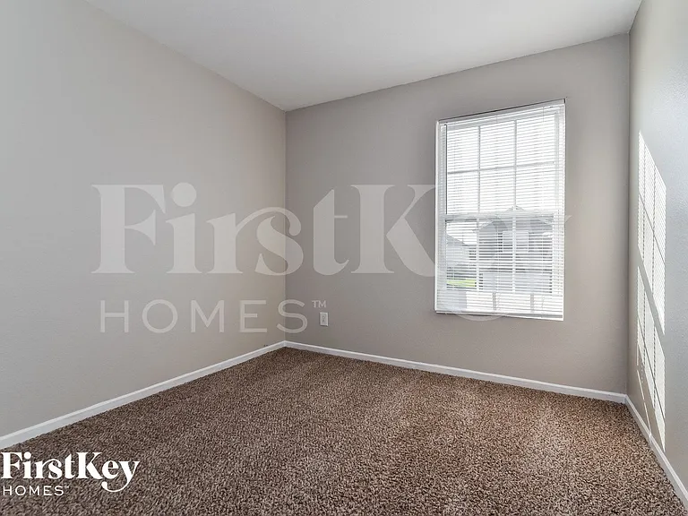8016 Grove Berry Way — Photo 12