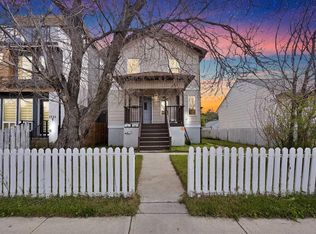 1727 12th Ave SW, Calgary, AB T3C 0R5