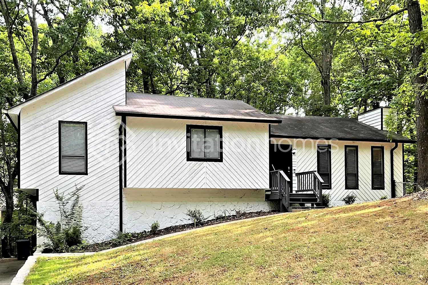 2978 Forest Chase Ter Ne Marietta, GA 30066 — Photo 1