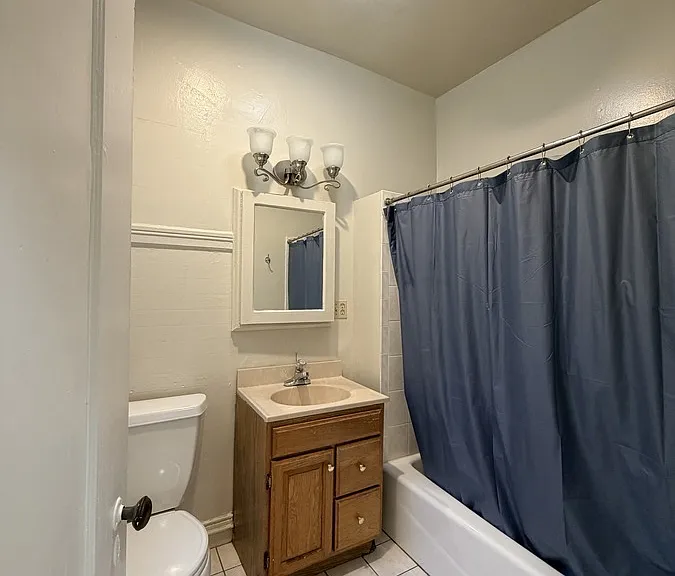 1441 Larkin St #2 — Photo 11