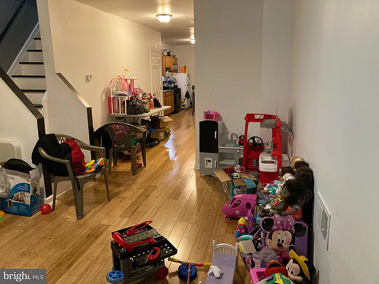 5617 Lansdowne Ave — Photo 3