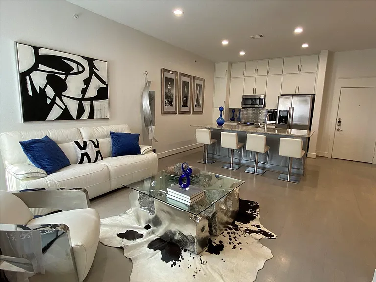 1901 Post Oak Blvd #3503 — Photo 27