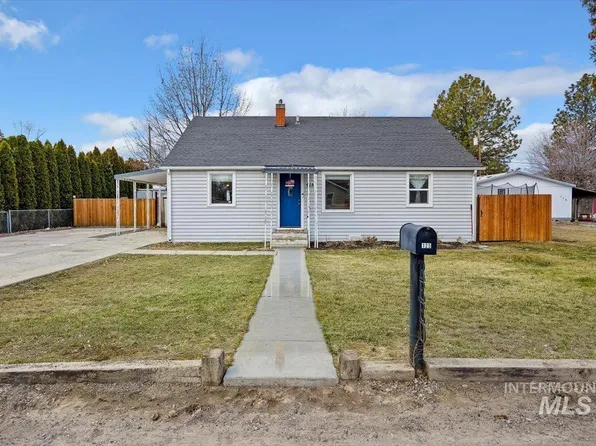 125 Michigan St, Gooding, ID 83330