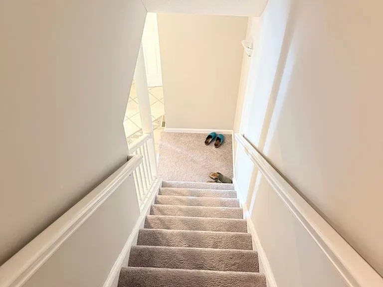 18 Putnam Ln — Photo 12