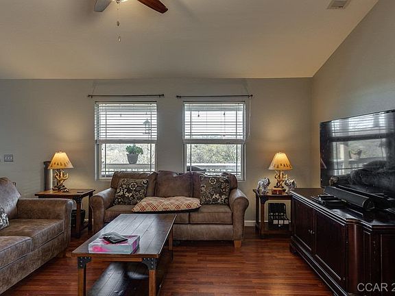 4th image of 2740 Hoffman Dr