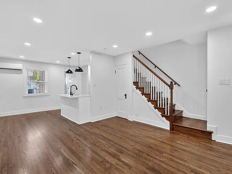 3344 Clay Pl NE — Photo 15
