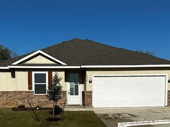 125 Wells St, Cleburne, TX 76031