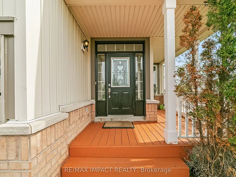1241 Tall Pine Ave — Photo 3