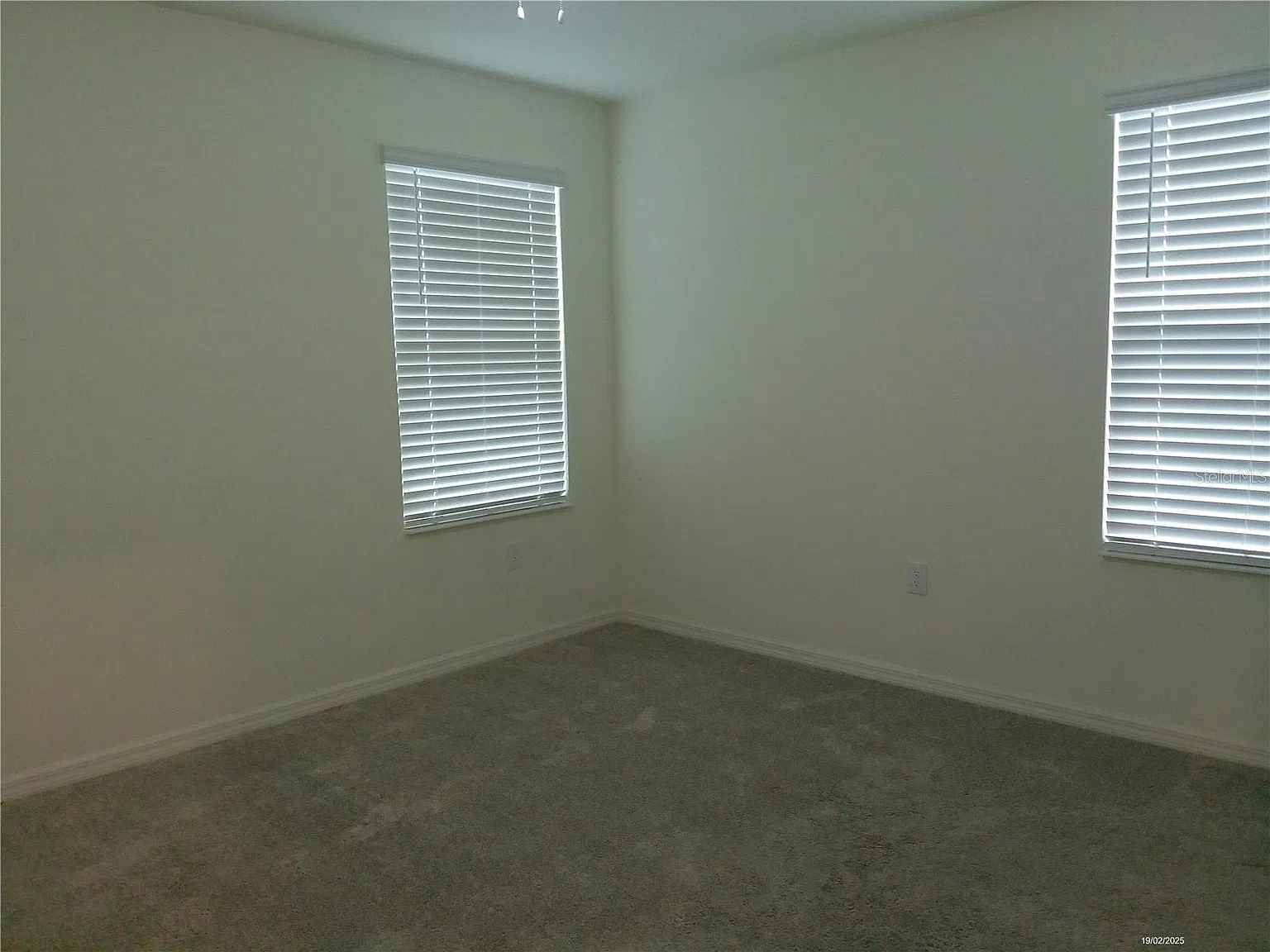3 bed, 2.5 bath, 1479 sqft, $2,150 — Photo 3