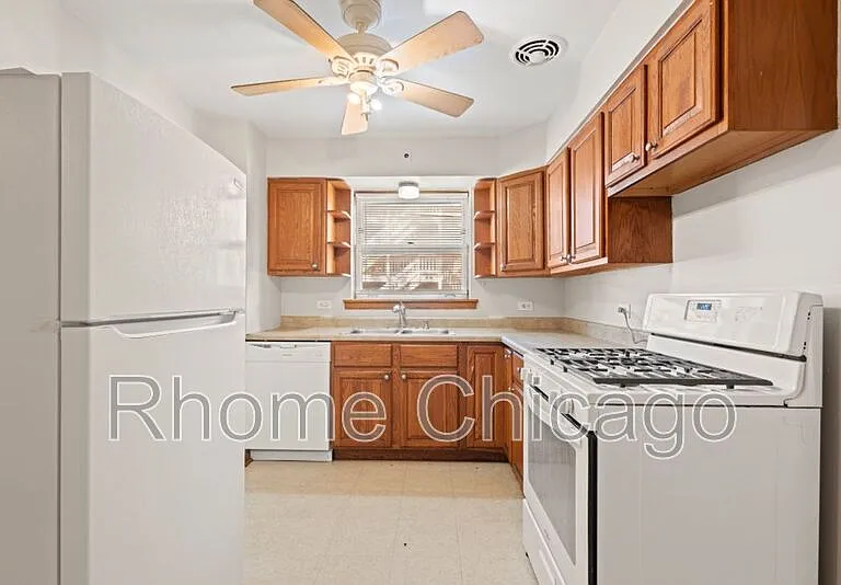 1816 Monroe St #1 — Photo 10