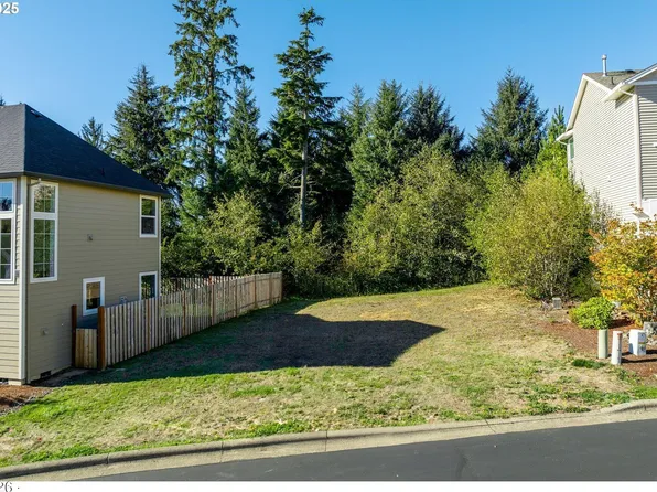 1100 Sequoia Loop, Tillamook, OR 97141