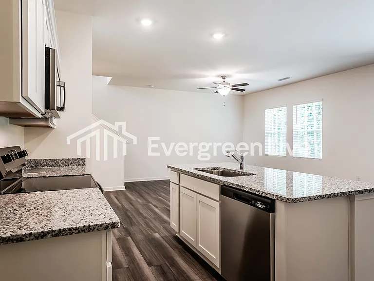 128 S Gallaspy Dr — Photo 8