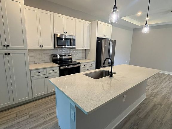 5th image of 26483 Explorer Rd