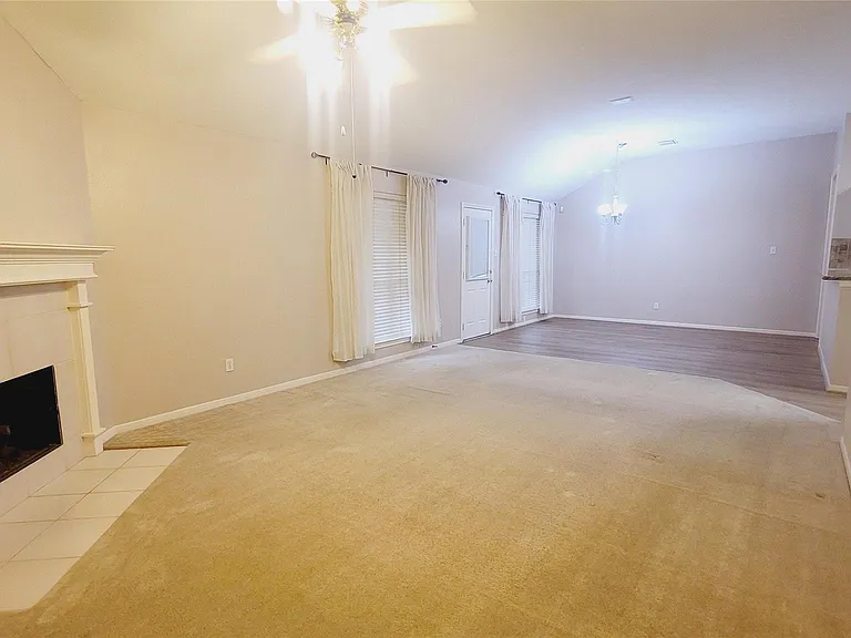 16215 Brinton Ct — Photo 11