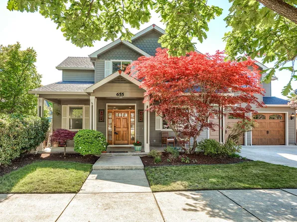 655 Valley Oak Blvd, Central Pt, OR 97502