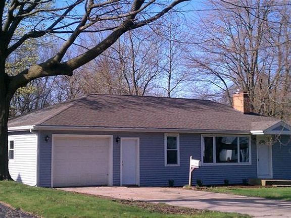 5th image of 923 W Orange St
