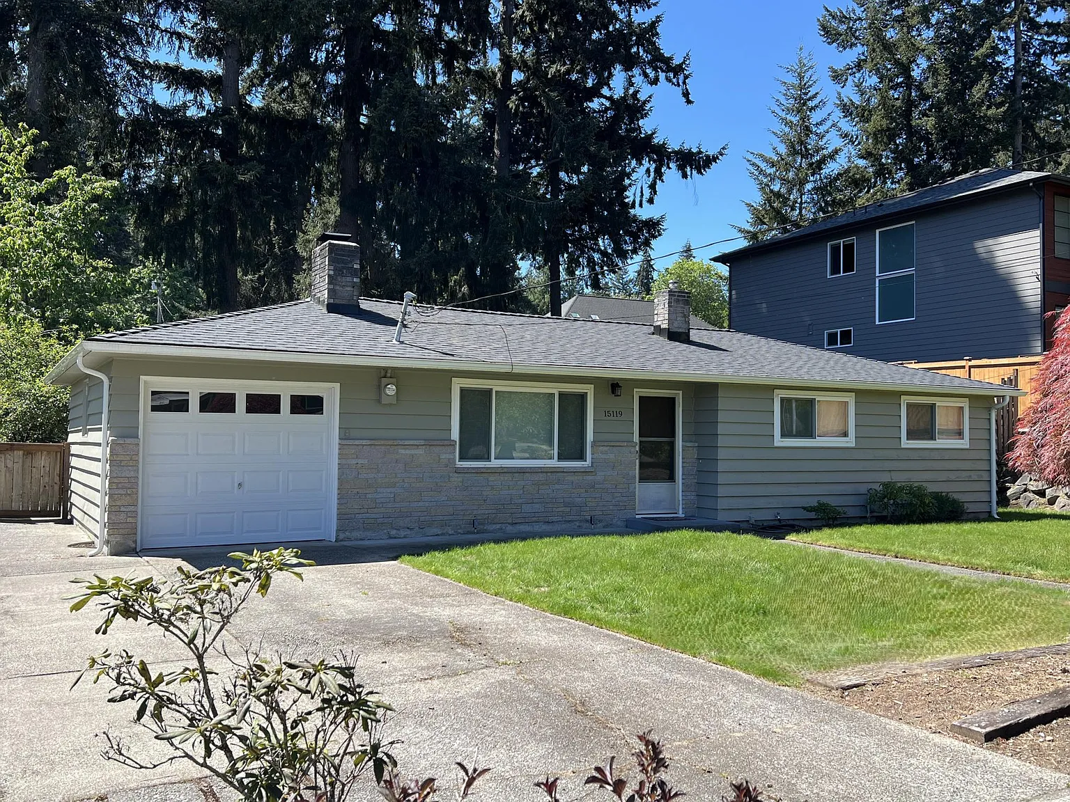 3 bed, 1080 sqft, $3,250 — Photo 1