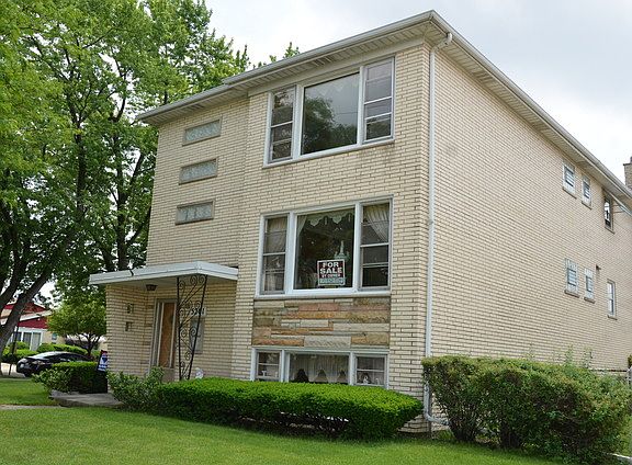 2nd image of 5201 W 87th St