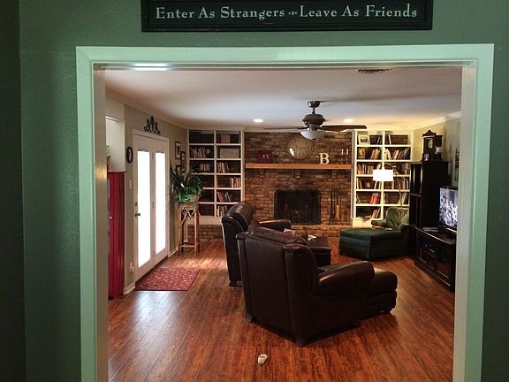2nd image of 2016 Mistywood Ln