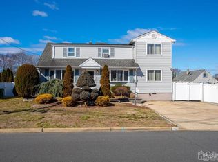 51 Hilliard Rd, Old Bridge, NJ 08857