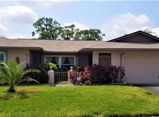 8012 Simsbury Dr, Port Richey, FL 34668