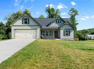 6260 Julian Rd, Gainesville, GA 30506