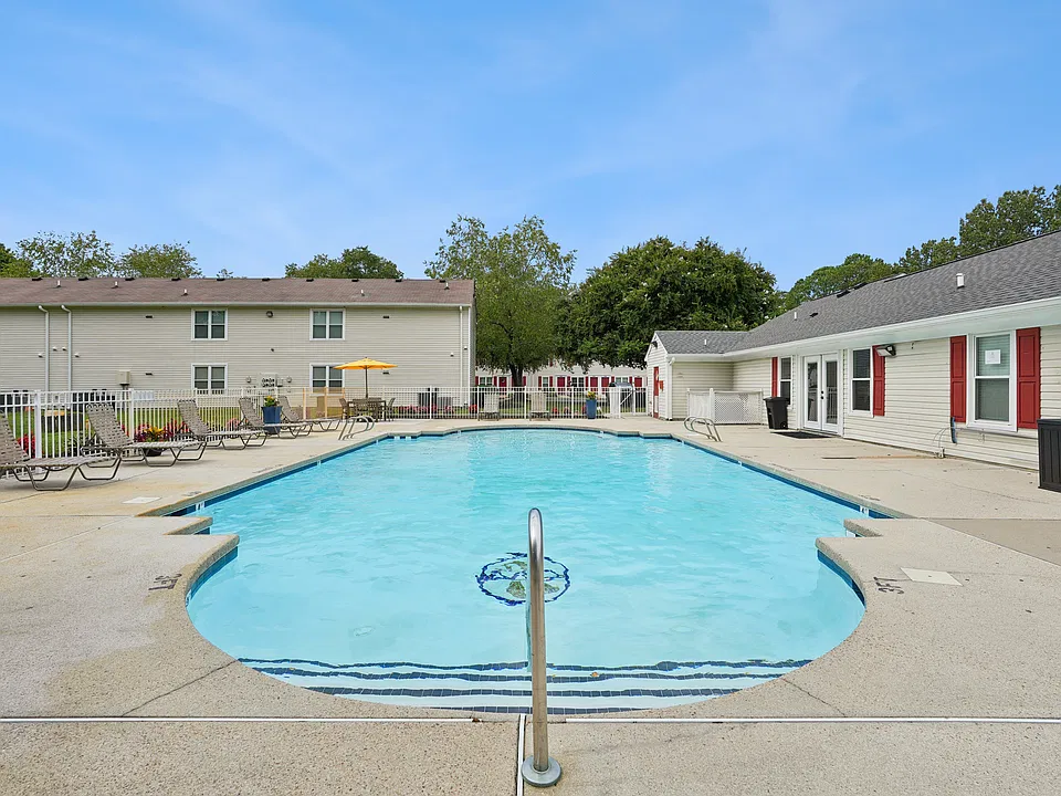 Woodbridge Apartments