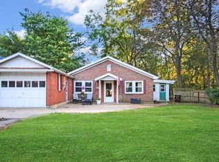 1715 W Harrison St, Freeport, IL 61032