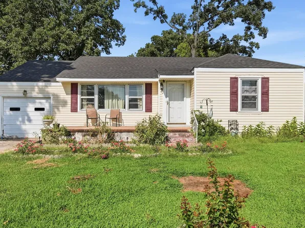 102 Tanforan Dr, Rossville, GA 30741