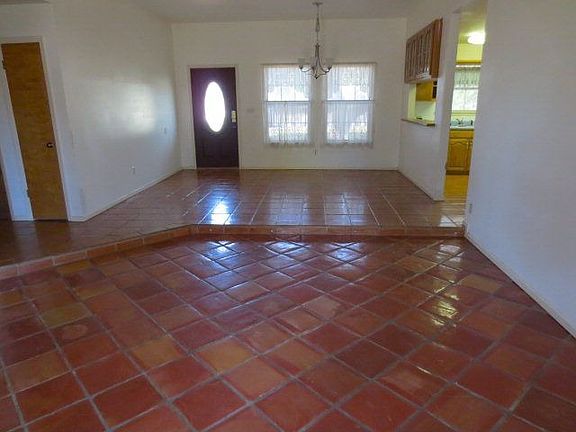3rd image of 1354 Dawnridge Dr