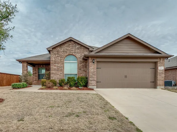 8229 Windsor Forest Dr, Fort Worth, TX 76120
