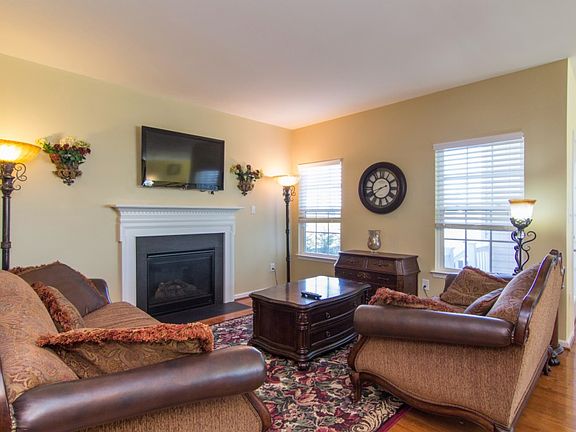 2nd image of 31 Kincaid Ln
