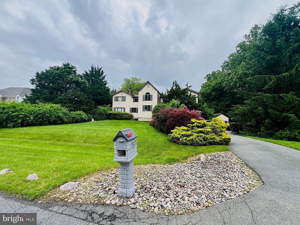 1st image of 15729 Holly Grove Rd