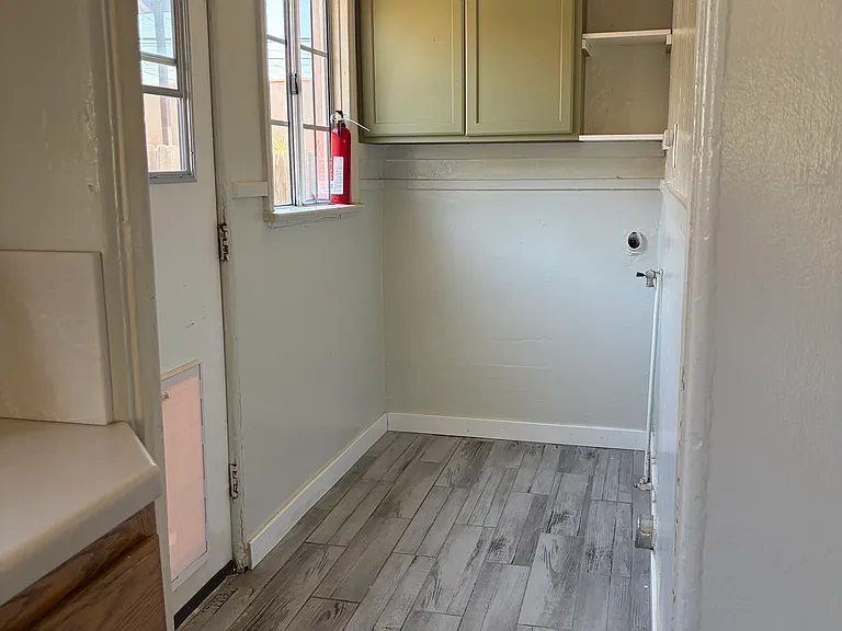 3504 Falcon Ave #3506 — Photo 6