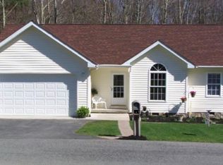 123 Oak Ridge Ln, Shady Spring, WV 25918