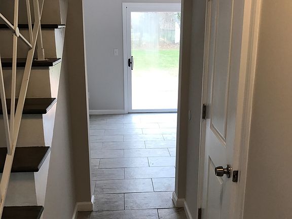 2nd image of 29 Hill Ave