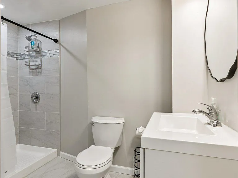 10307 Beaumont St — Photo 17