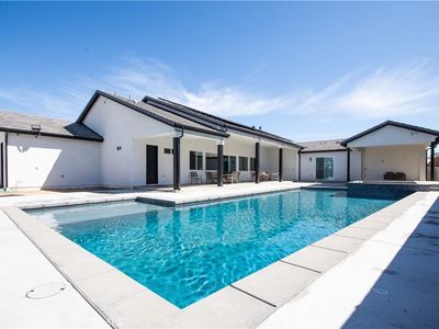 1204 Arbenz Cir, Corona, CA, 92881