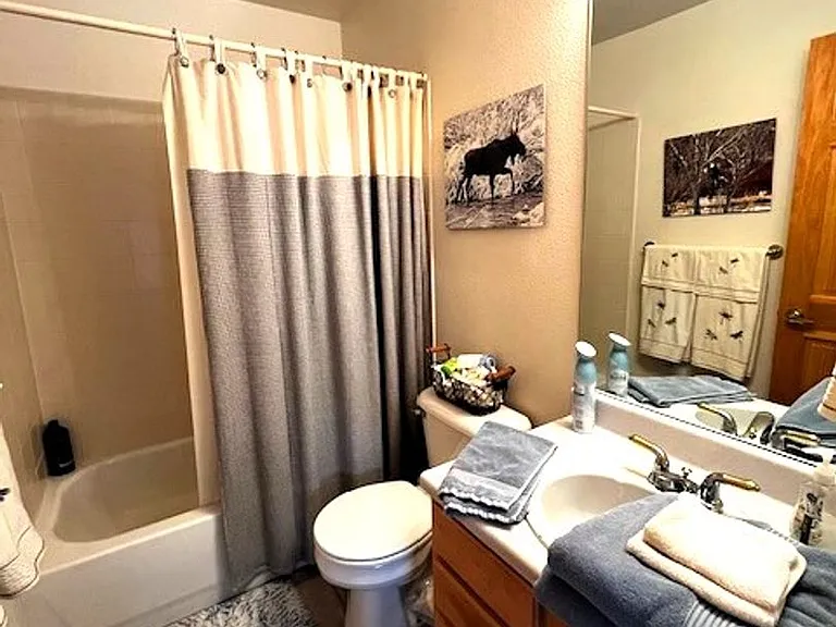 174 Robin Dr — Photo 16