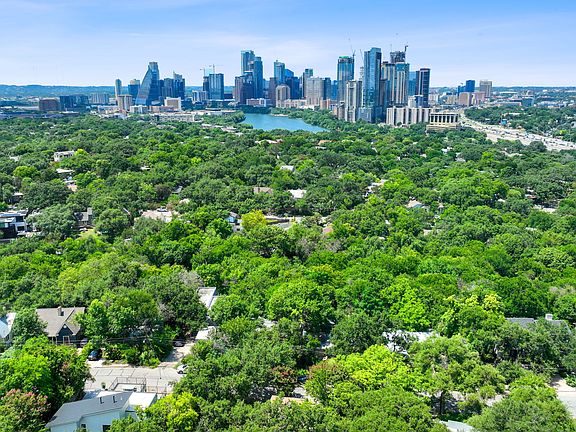 Downtown is so close by! 