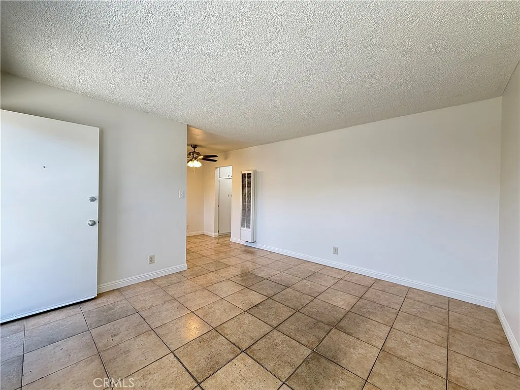 1 bed, 500 sqft, $1,650 — Photo 4