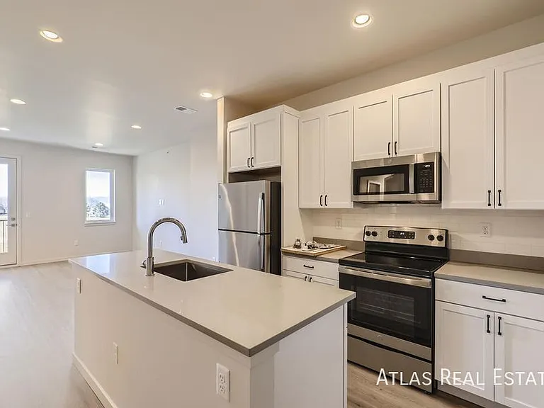 3830 N Olive St #301 — Photo 19