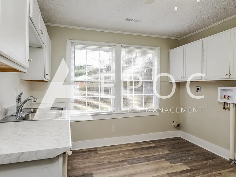 351 S Scientific St — Photo 5