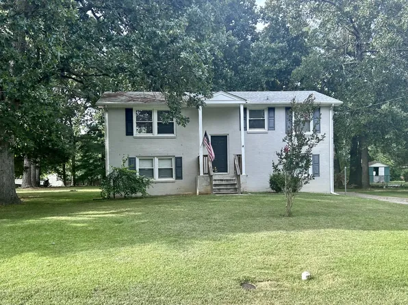 1205 Shady Ln, Manchester, TN 37355