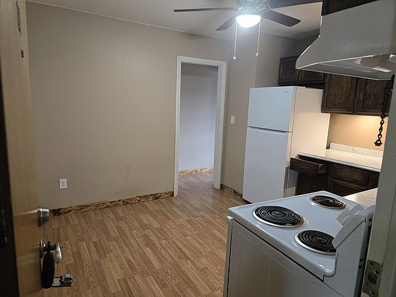 2nd image of 316 N 9th Ave